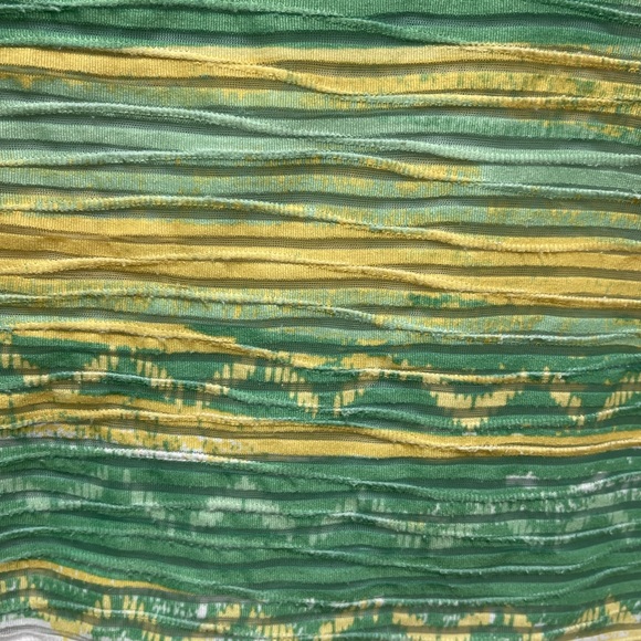 Alfred Dunner Embellished Short Sleeve Shirt Medium - Picture 9 of 11